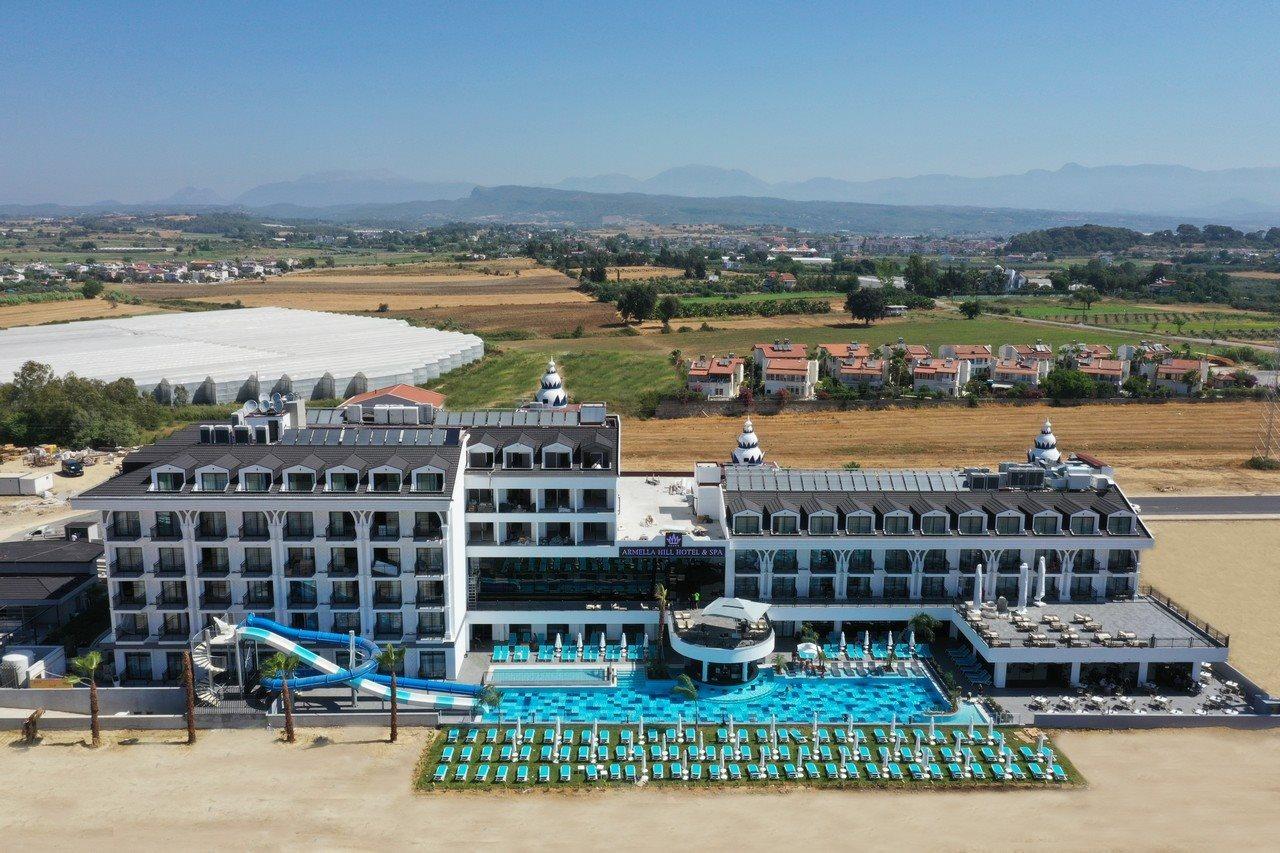 Armella Hill Hotel Side Exterior photo